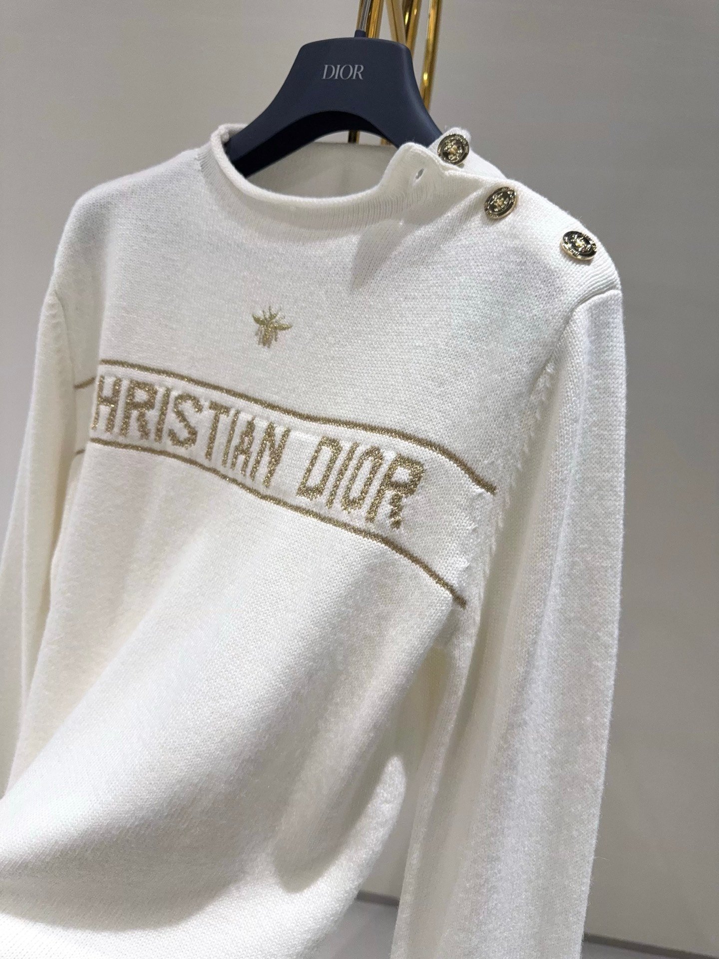 Dior Sweater Ecru and Gold-Tone Cashmere-Blend Knit W6011901 - Image 4