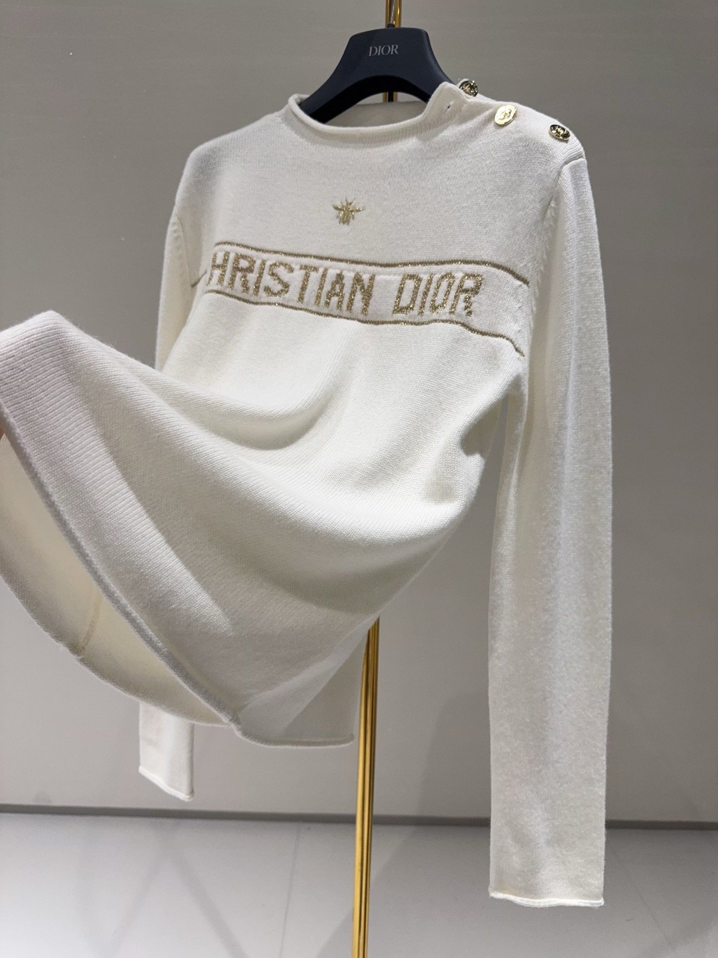 Dior Sweater Ecru and Gold-Tone Cashmere-Blend Knit W6011901 - Image 7