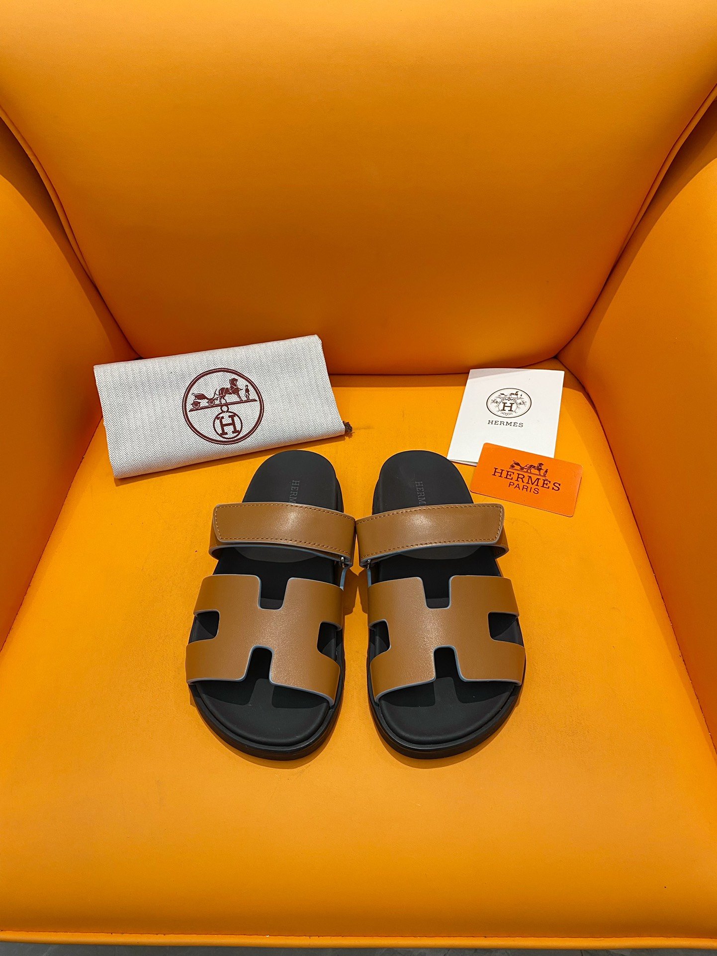 Hermès Chypre sandal B6011904 - Image 5