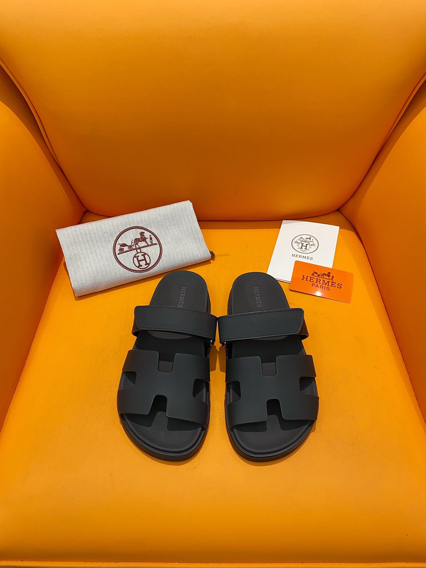 Hermès Chypre sandal B6011904 - Image 14