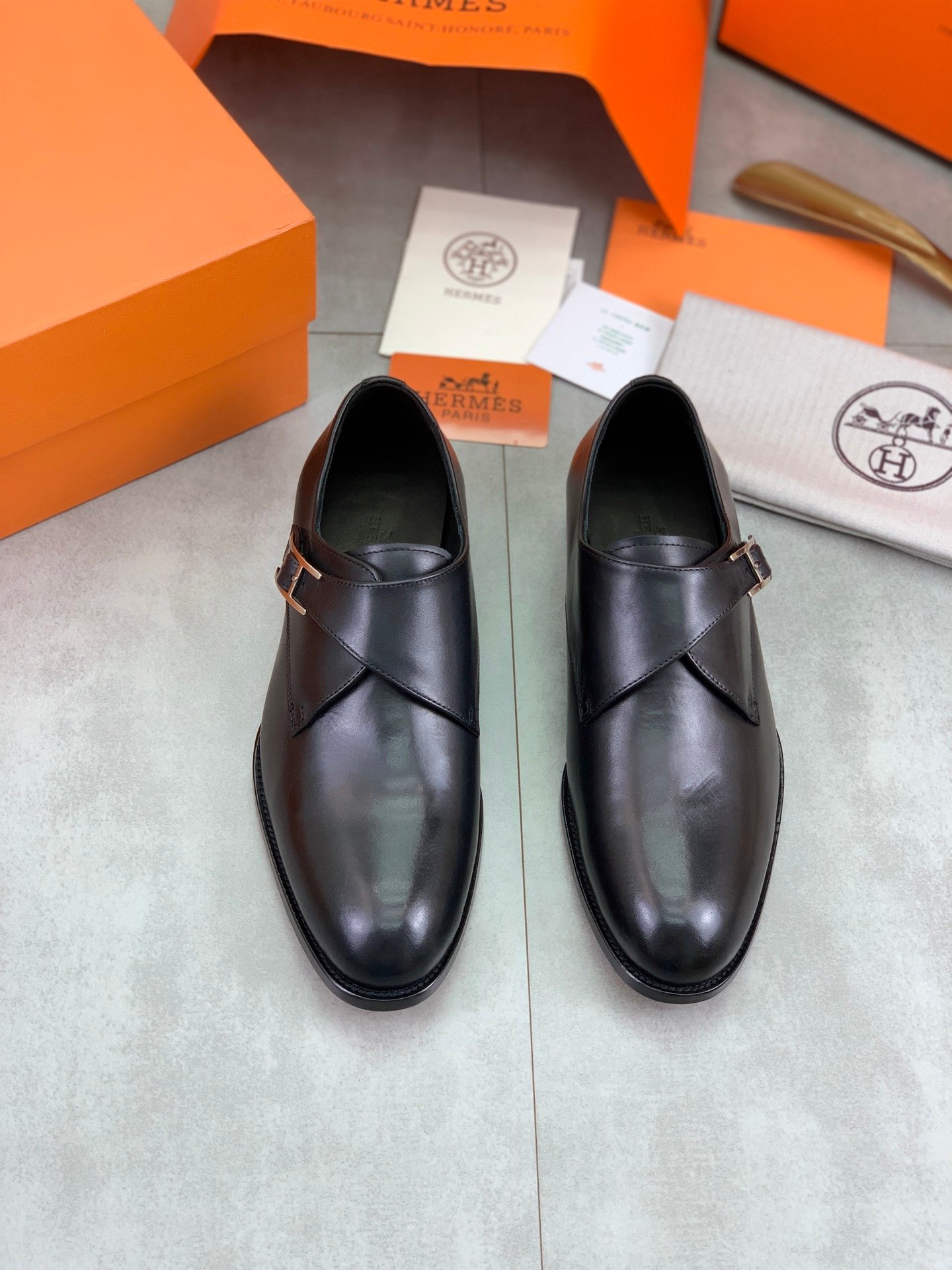 Hermès calfskin casual shoes B6012002 - Image 6
