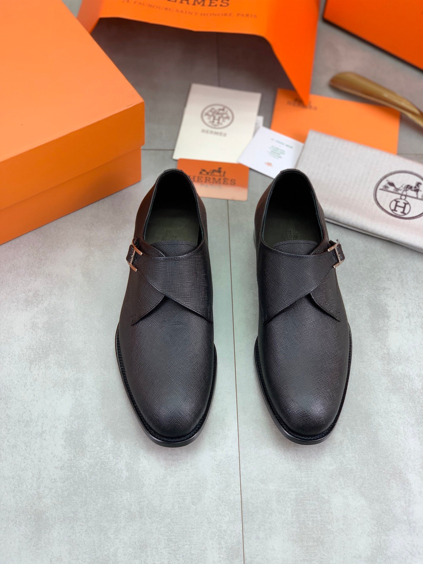Hermès calfskin casual shoes B6012002 - Image 7
