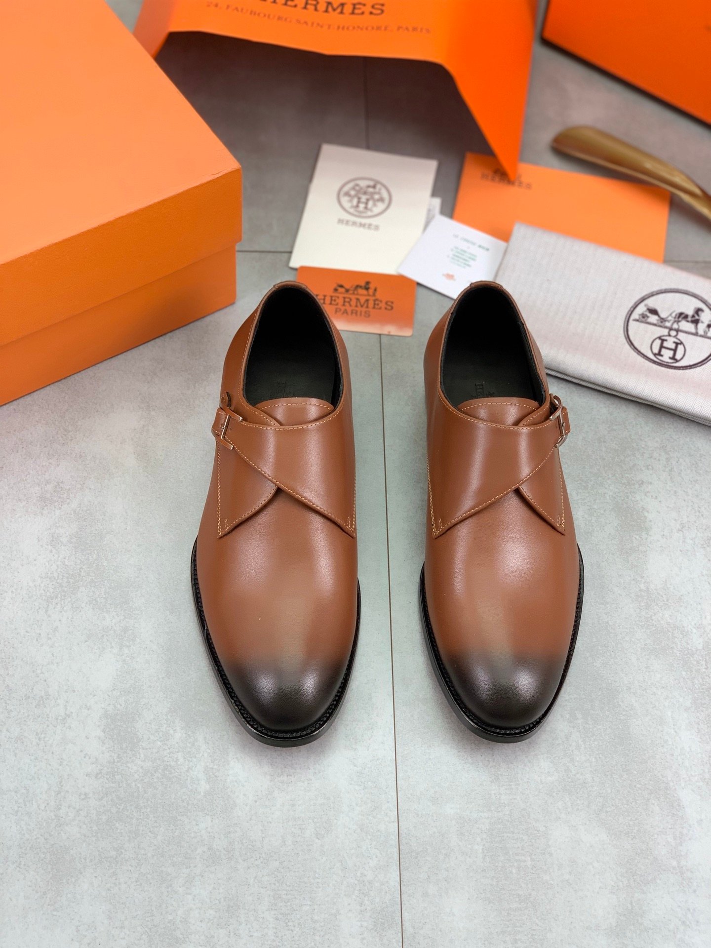 Hermès calfskin casual shoes B6012002 - Image 8