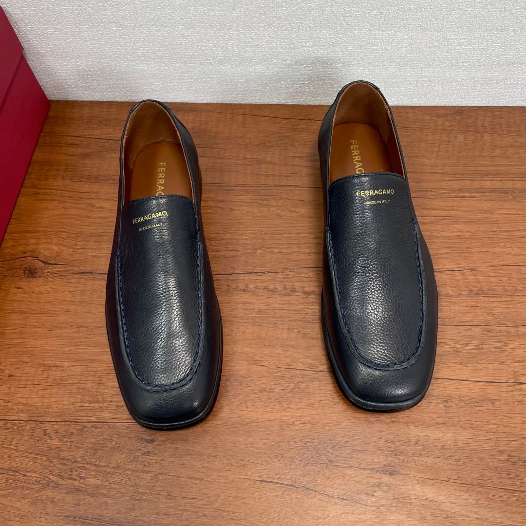 Ferragamo leather one-piece loafers B6012003 - Image 3