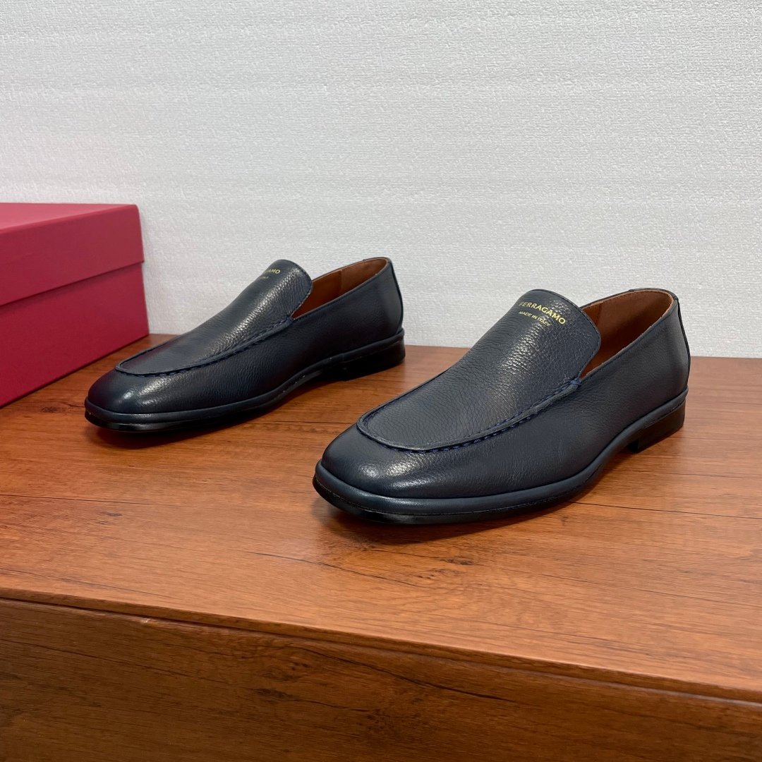 Ferragamo leather one-piece loafers B6012003 - Image 6