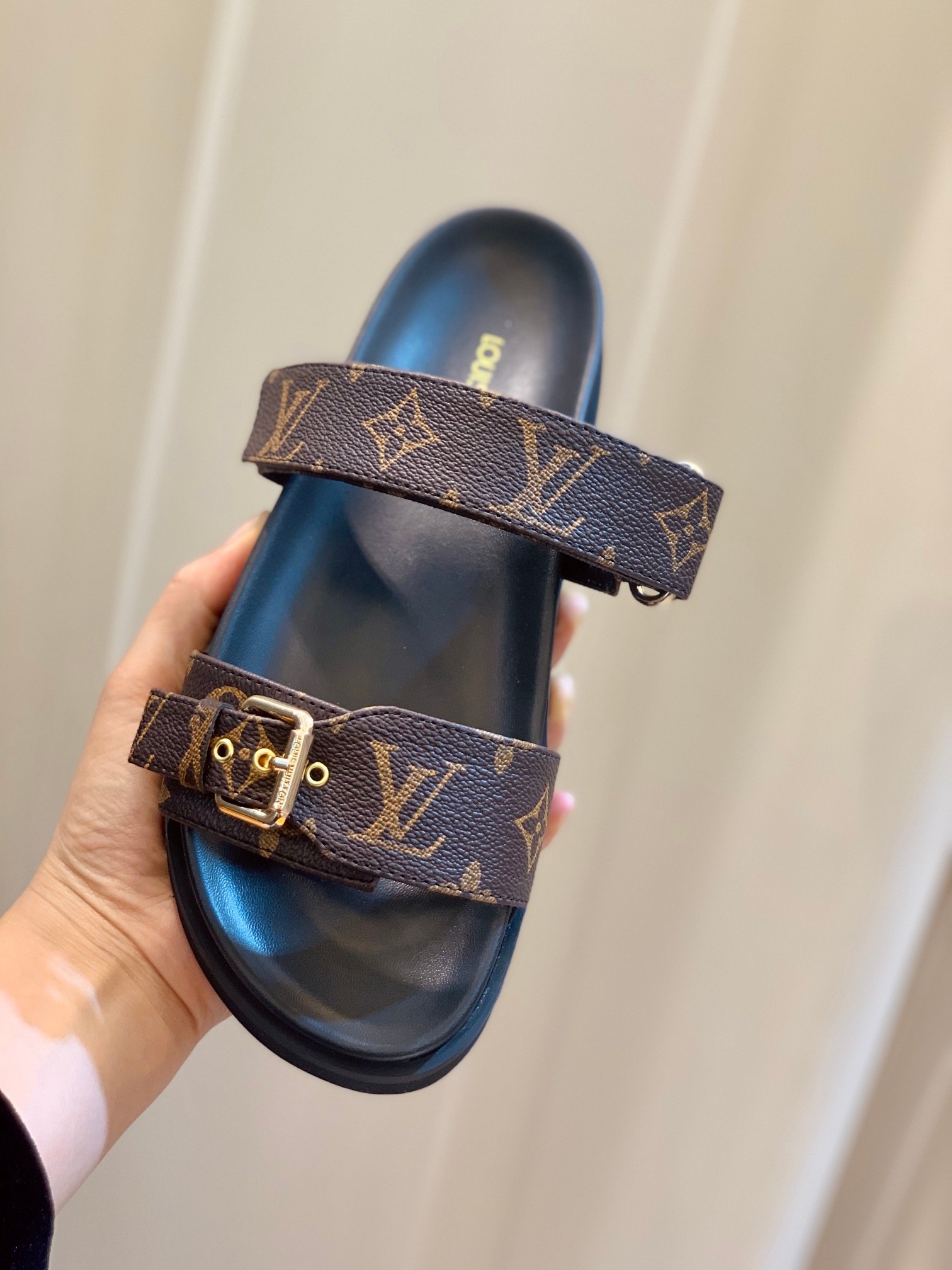 Louis Vuitton Bom Dia Flat Comfort Mule B6012101 - Image 7