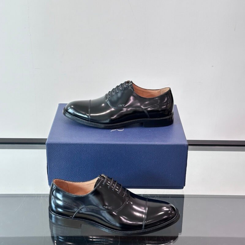 Dior men's formal leather shoes, made of cowhide  M6012501
