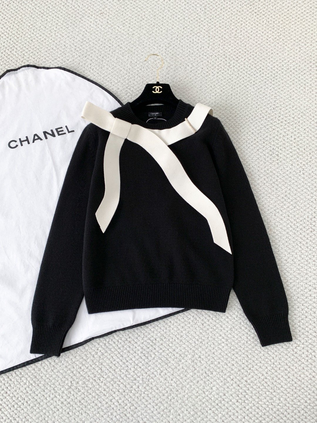 Chanel Bow Knitted Top W6012709