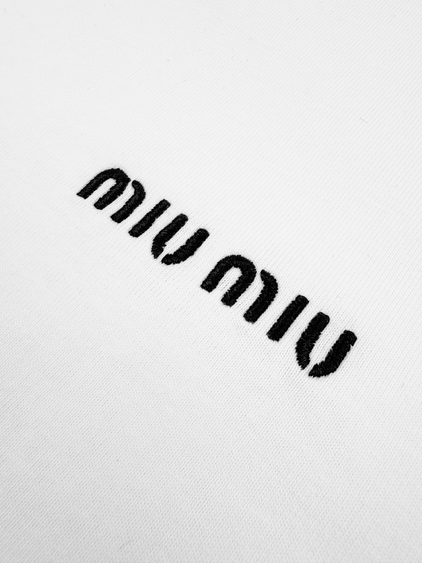 MiuMiu embroidered logo short-sleeved shirt M601205 - Image 6