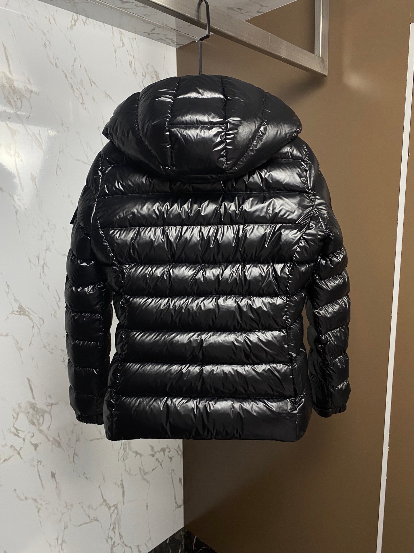 Moncler Sheen Jacquard Down Jacket W6013001 - Image 4