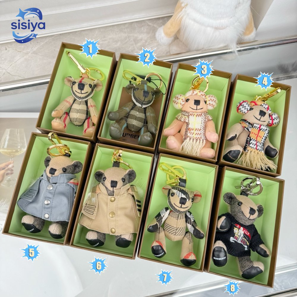 Burberry bear keychain bag hanger B6022803