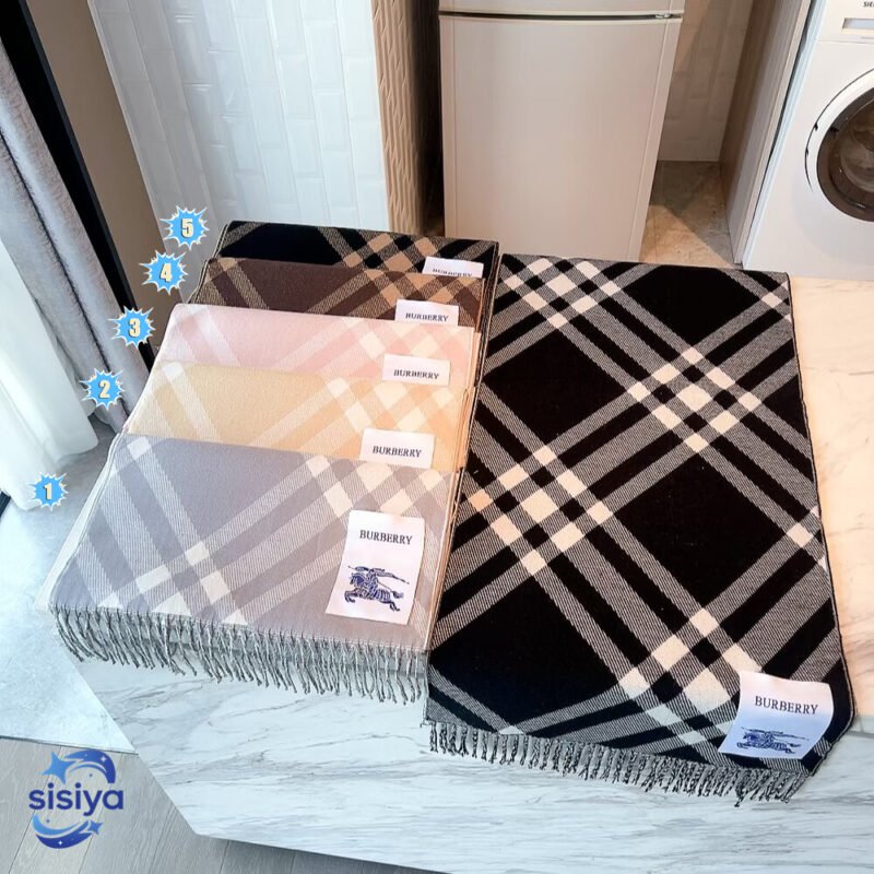 Burberry 100% Cashmere Scarf B6021002