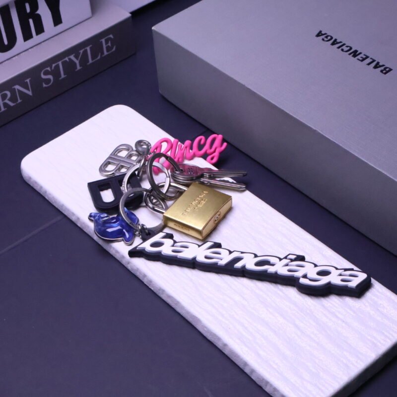 Balenciaga multi-element small pendant combination keychain B6020203