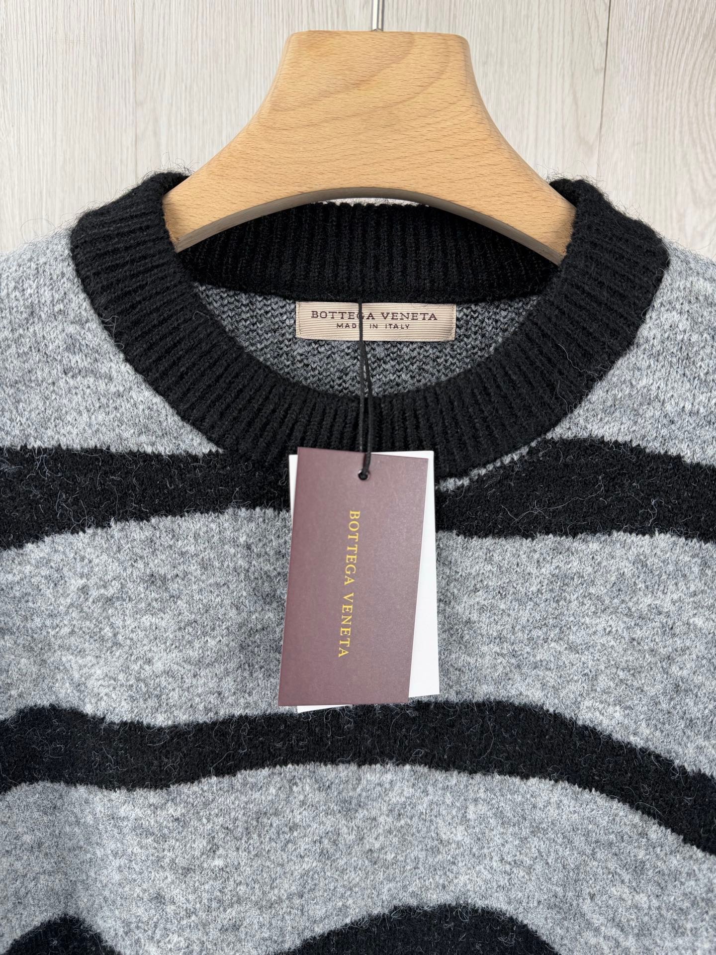 Bottega Veneta check wool sweater M6020206 - Image 9