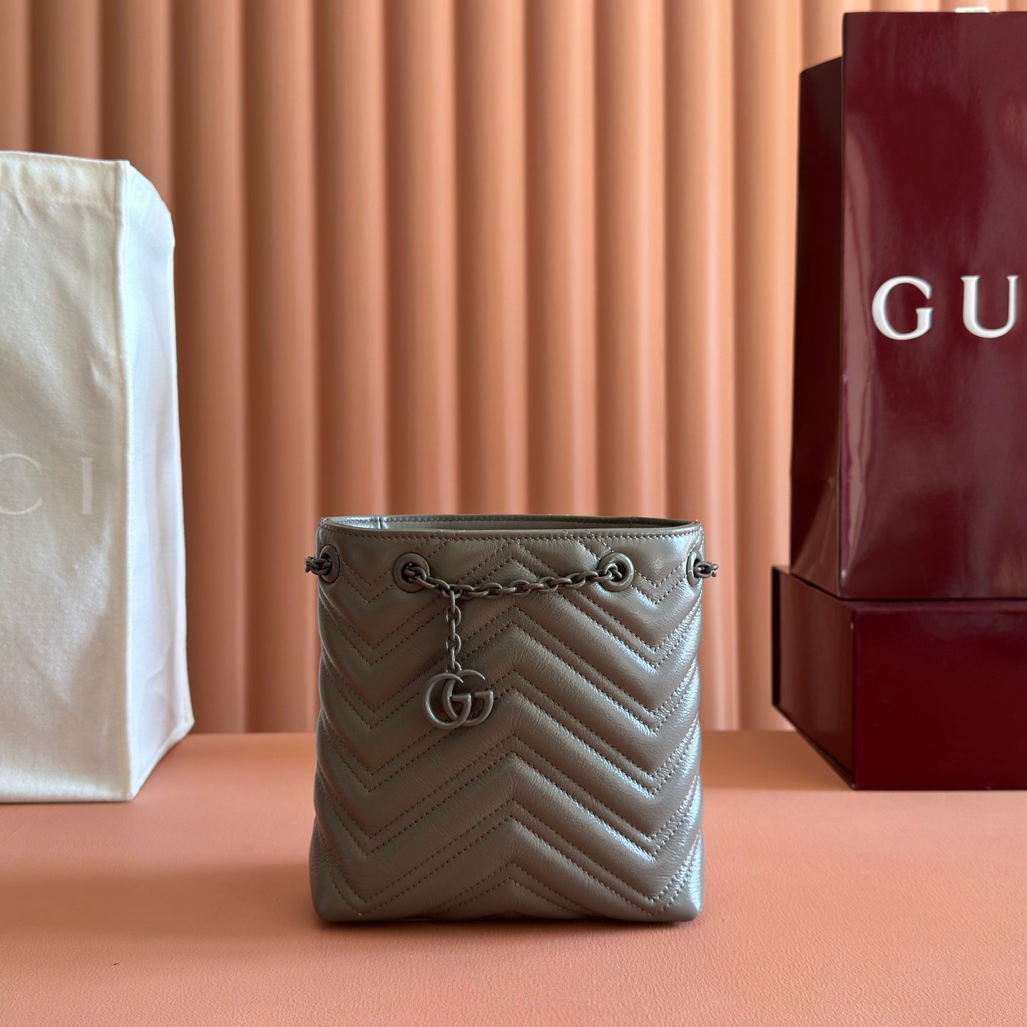 Gucci GG Marmont Nano Bucket Bag B6020306 - Image 11