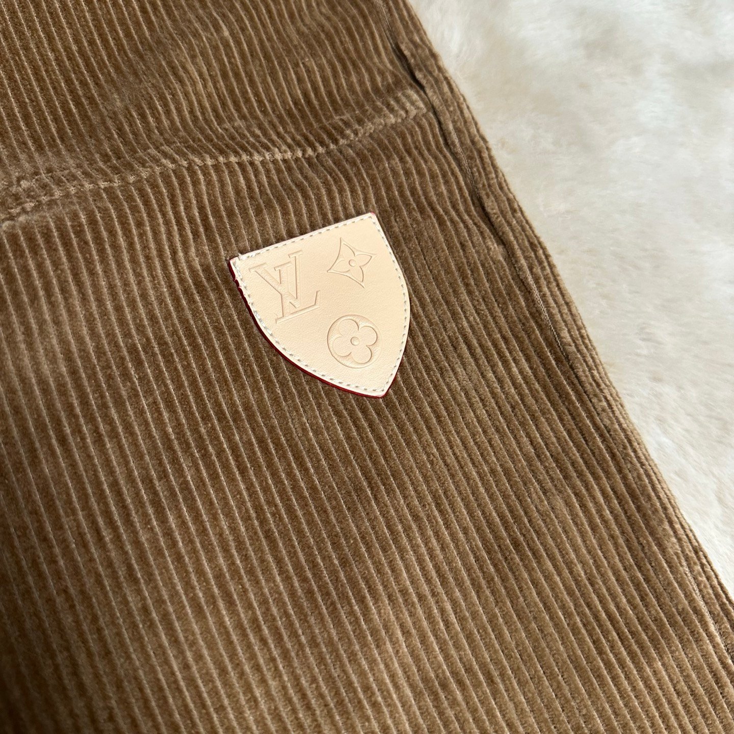 LV Leather Embroidered Letter Pattern Corduroy Pants M6020402 - Image 5