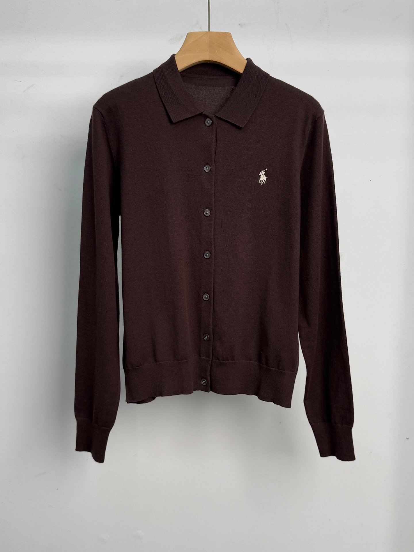 Polo style small sparrow embroidered women's knitted cardigan with collar W6020402 - Image 2