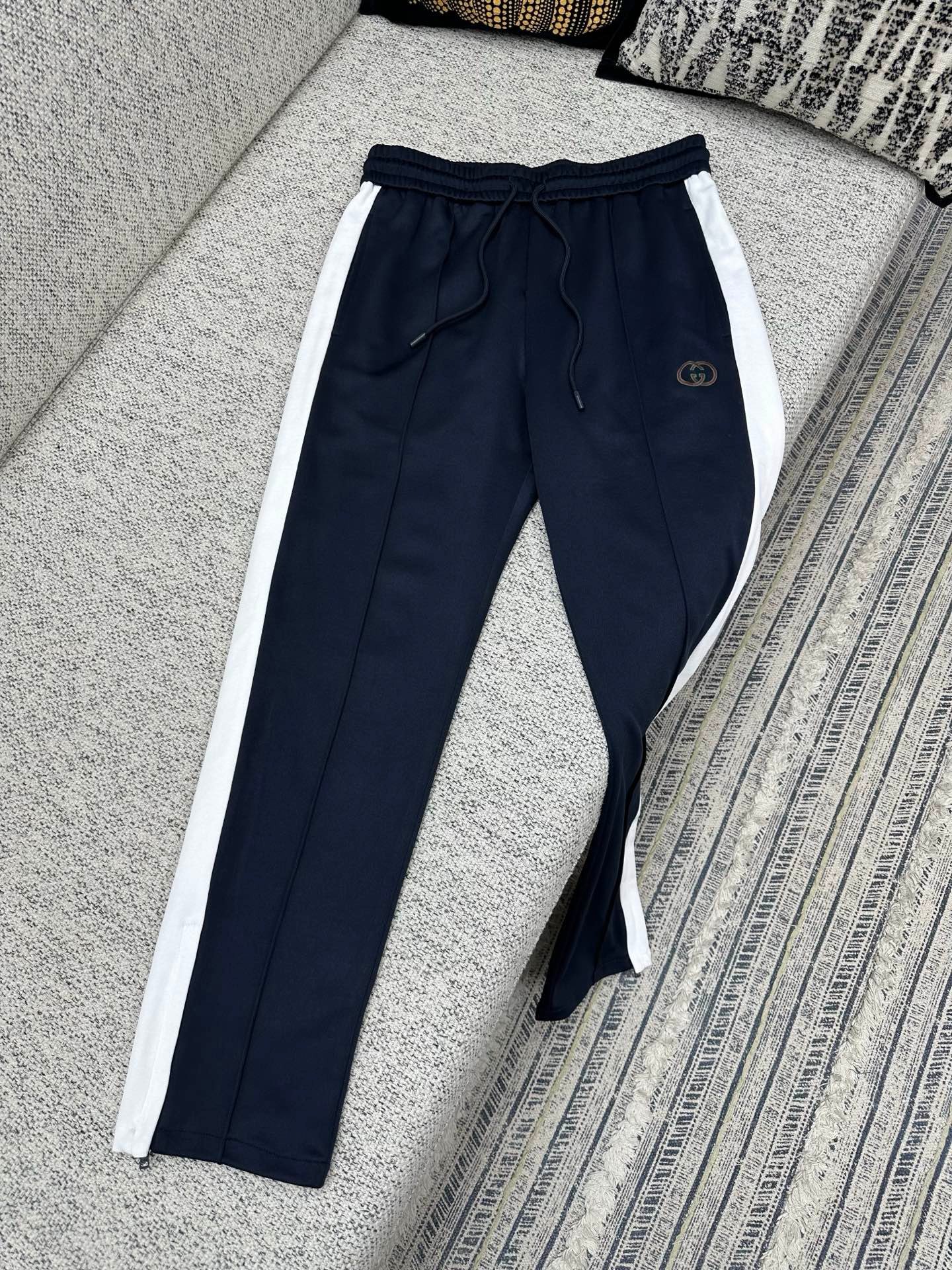 GUCCI Plain Knit Zipper Jacket Set M6020503 - Image 3