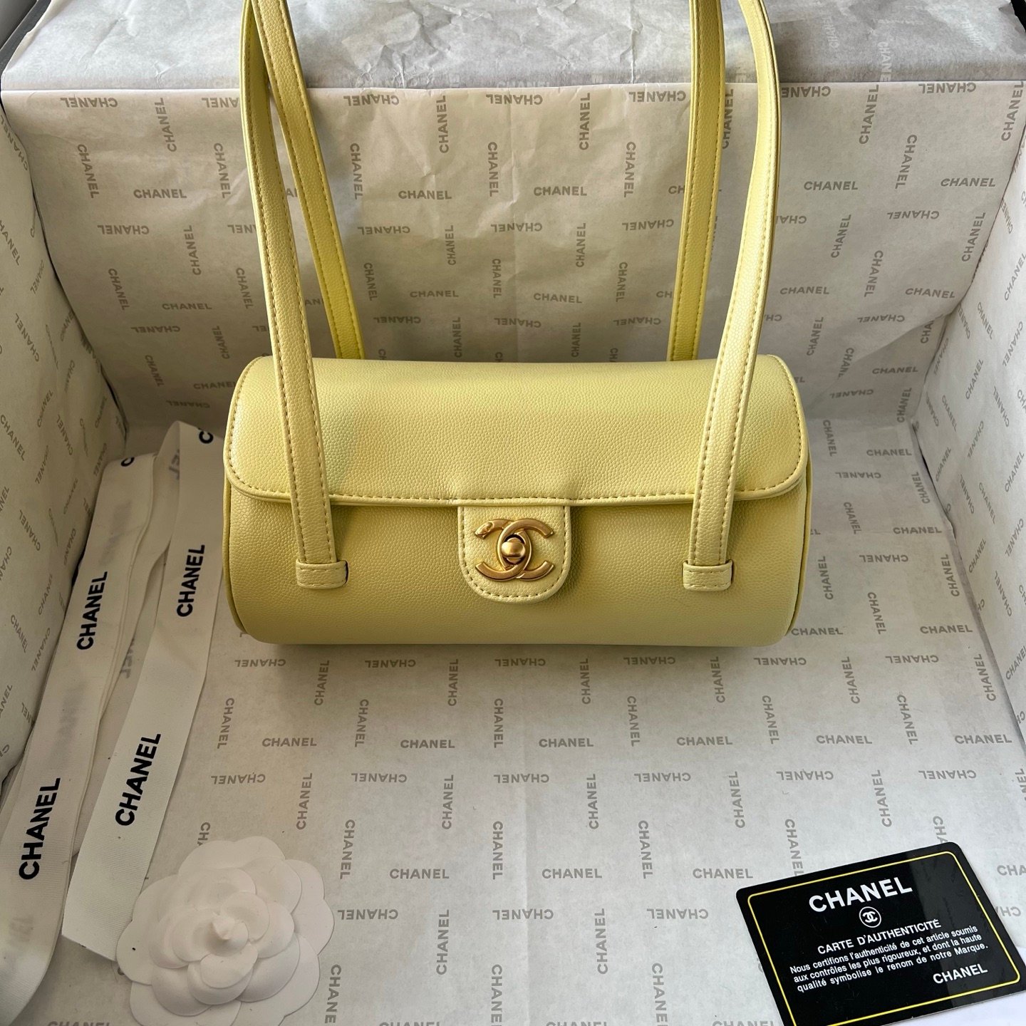 Chanel Small bowling bag B6020703 - Image 5