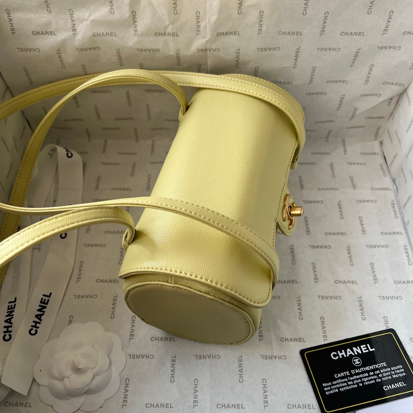 Chanel Small bowling bag B6020703 - Image 6