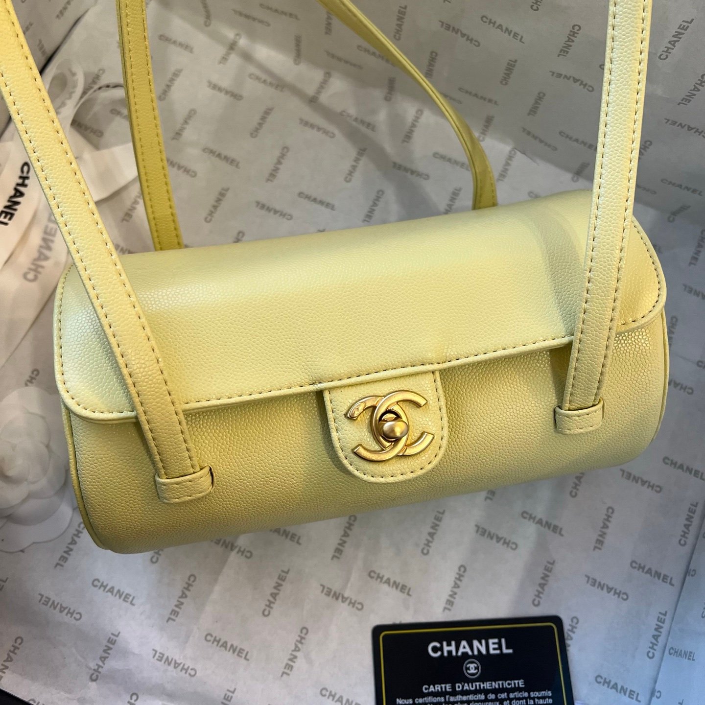 Chanel Small bowling bag B6020703 - Image 7