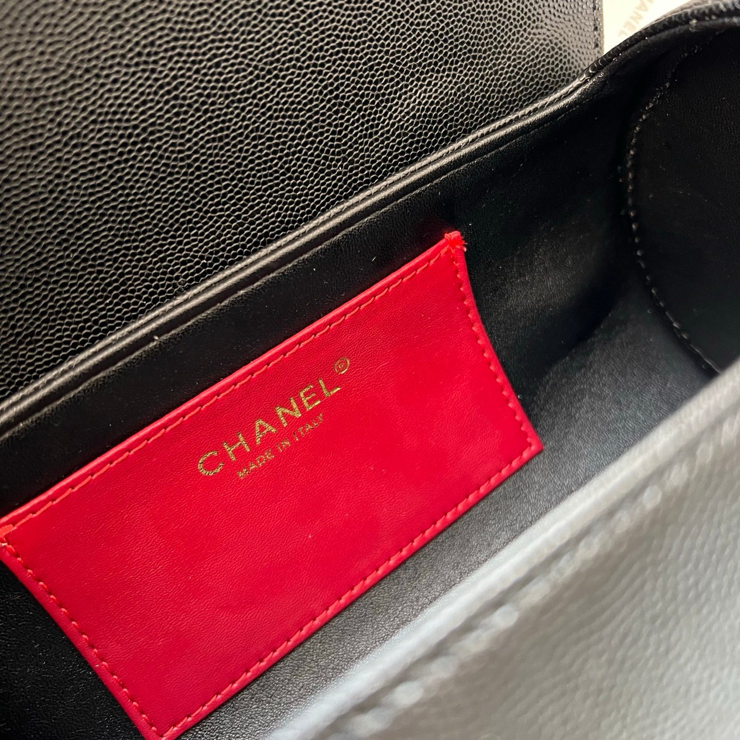 Chanel Small bowling bag B6020703 - Image 13