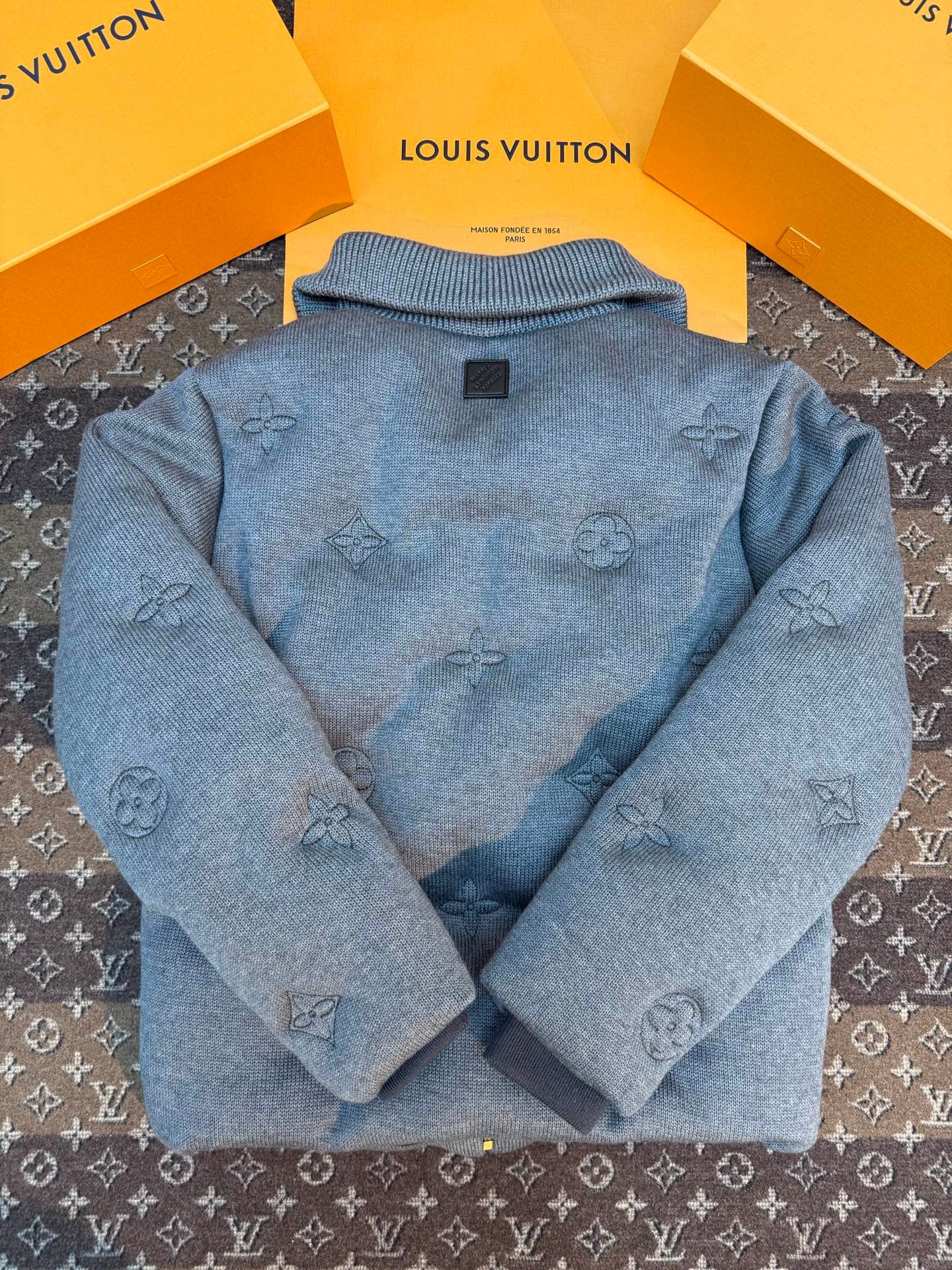 LV coat jacket M6021203 - Image 3