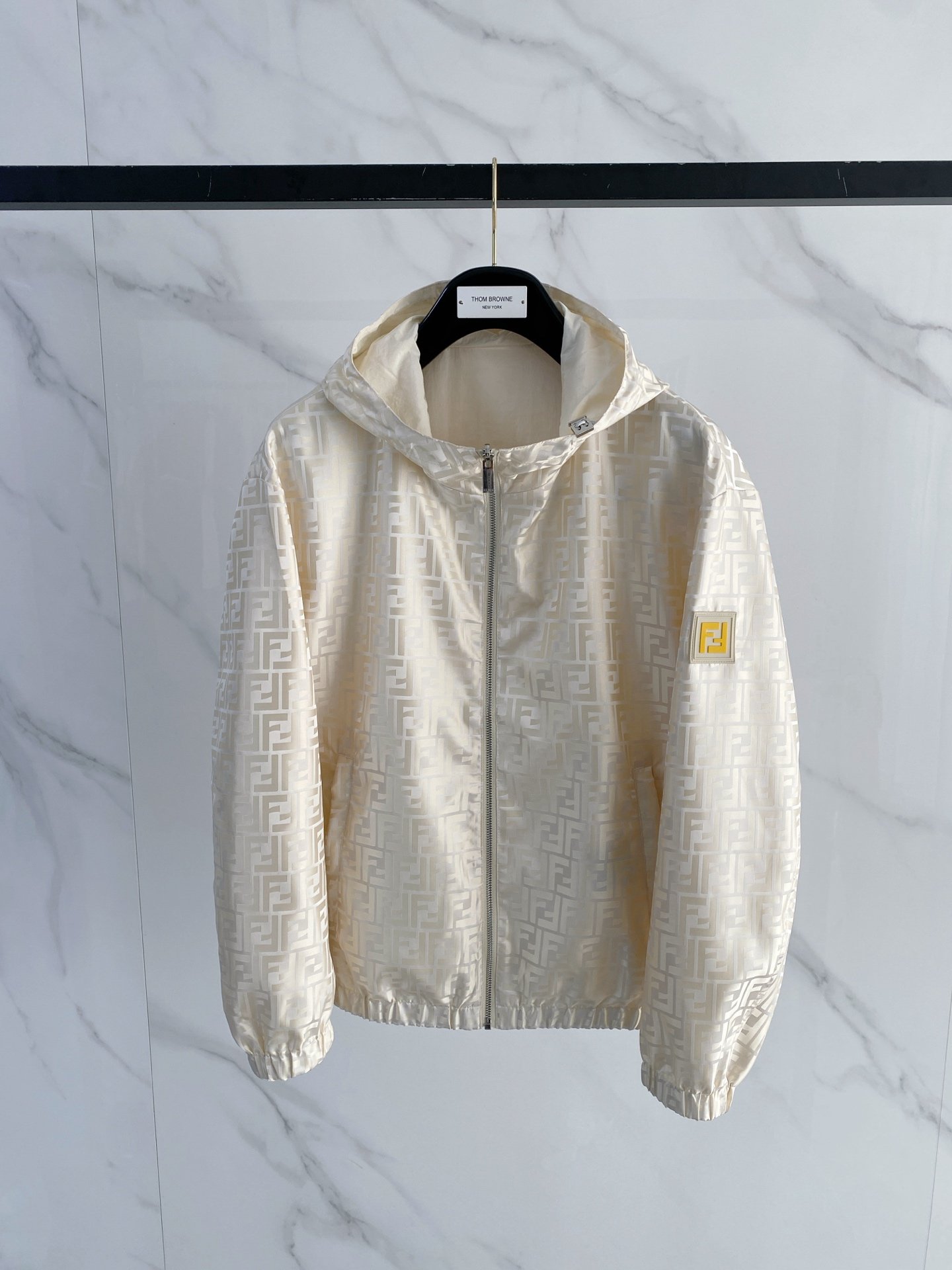 Fendi trench coat M6021602 - Image 2