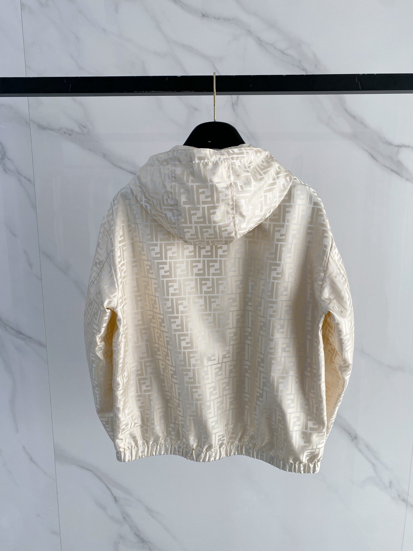 Fendi trench coat M6021602 - Image 3