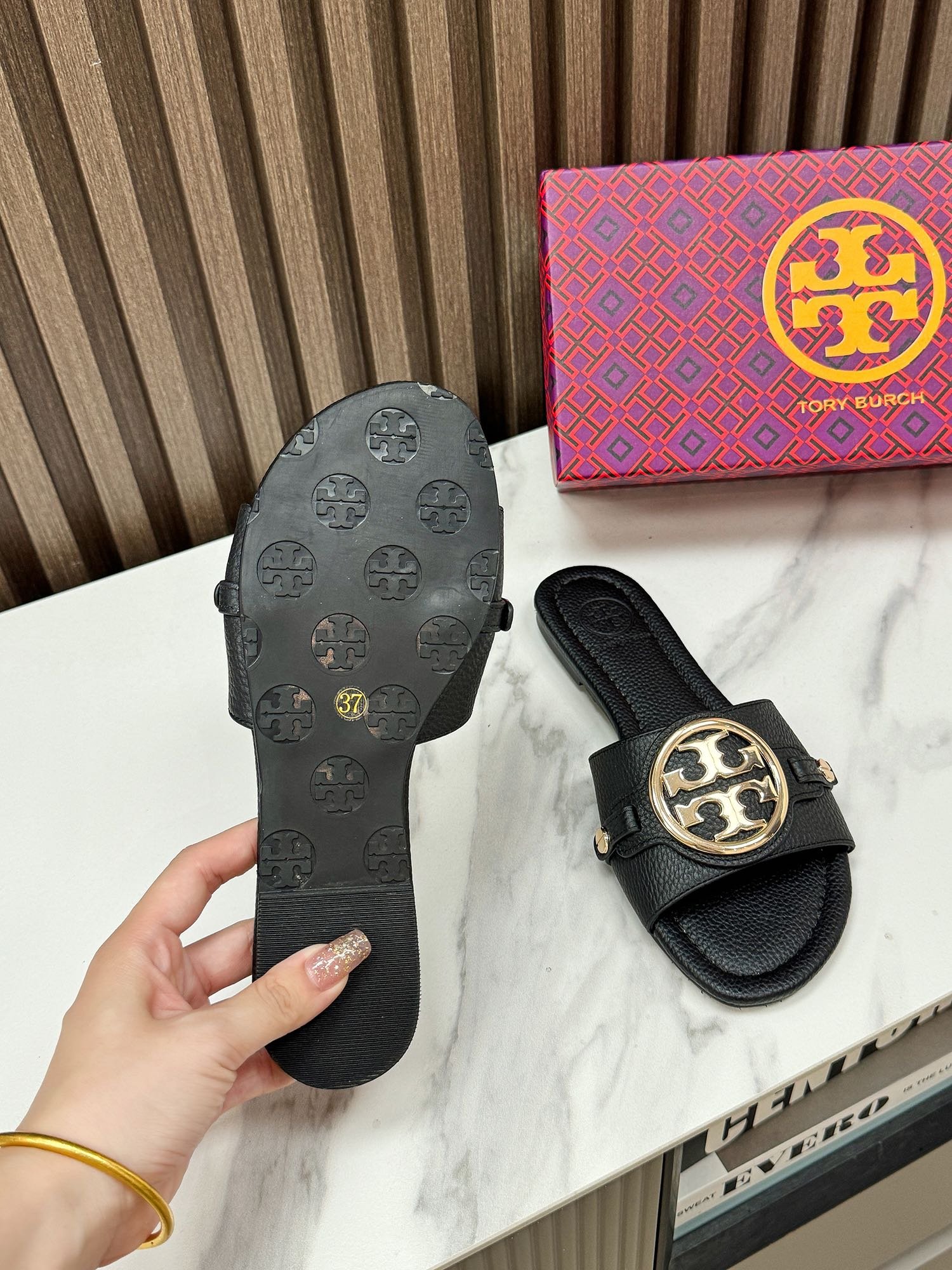 Tory Burch Miller leather flat sandals B6022405 - Image 4