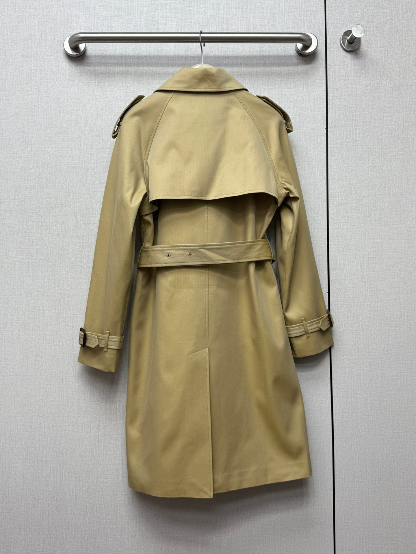 Burberry Trench coat long W6022303 - Image 3
