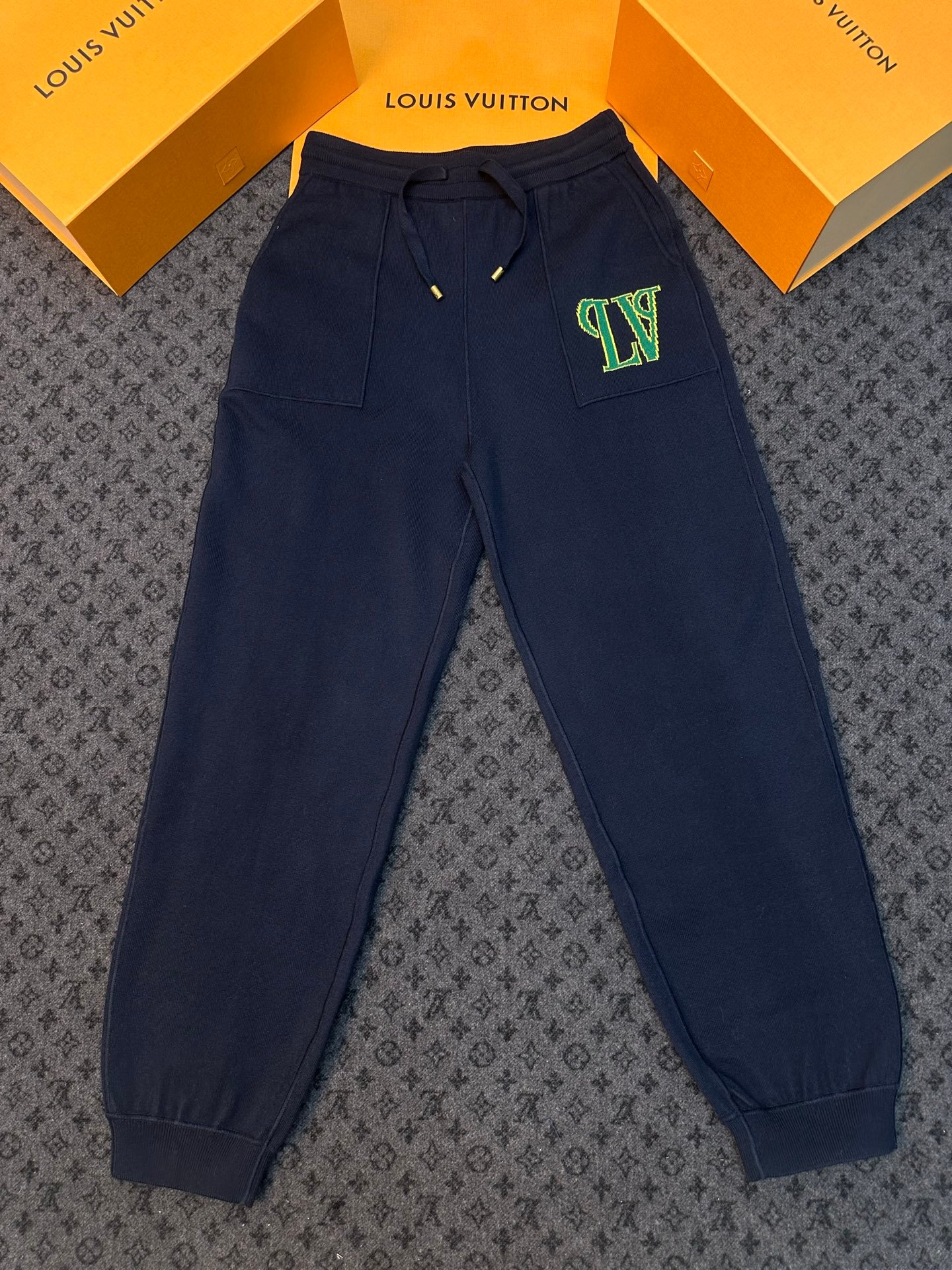 LV Double Face Jogging Pants M6022404