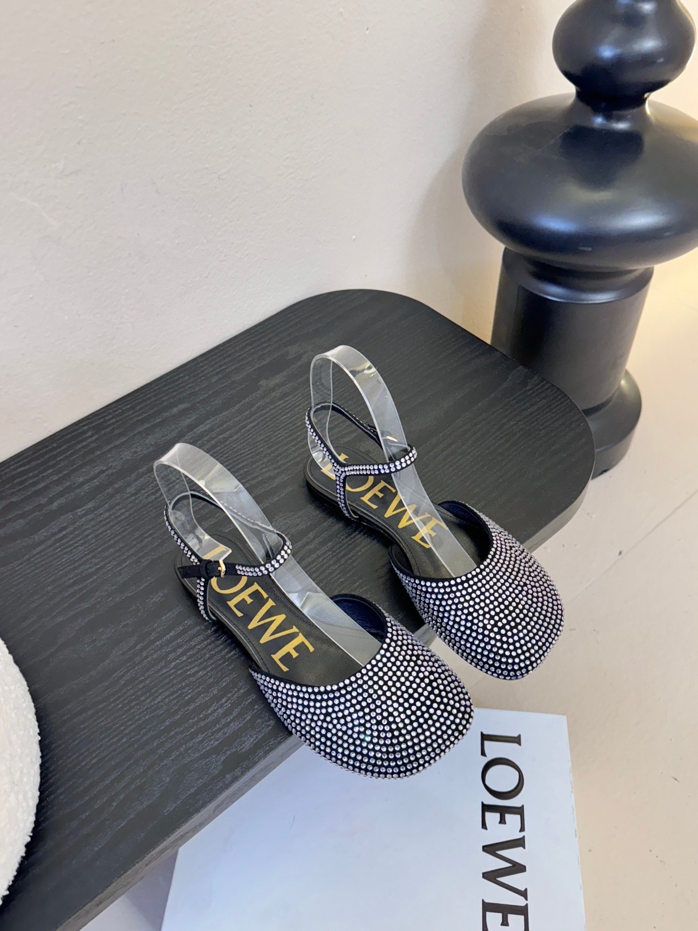 Loewe Embellished Ballet Flats B6022506 - Image 3