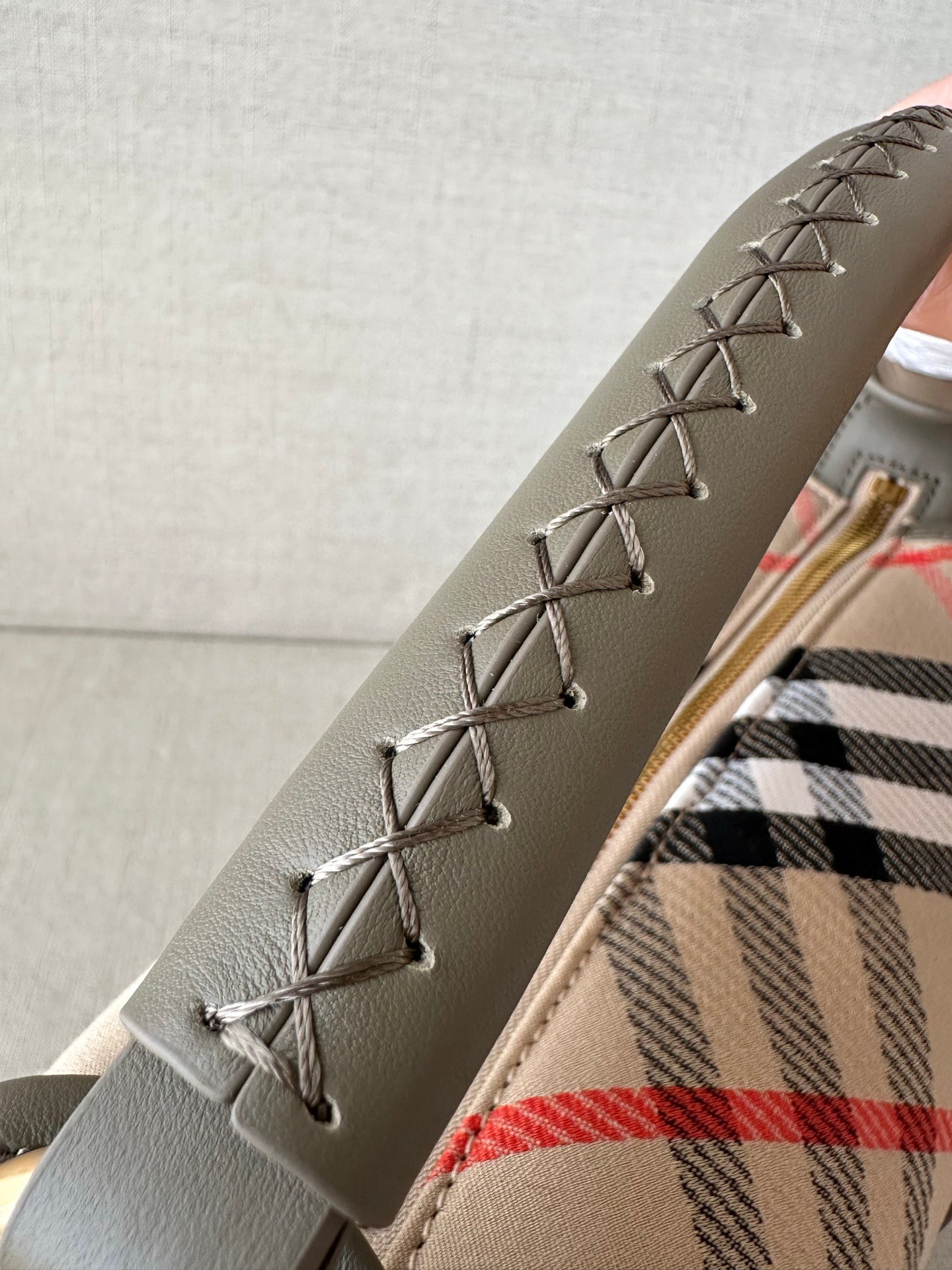 Burberry Women's Designer Mini Bags B6022708 - Image 5