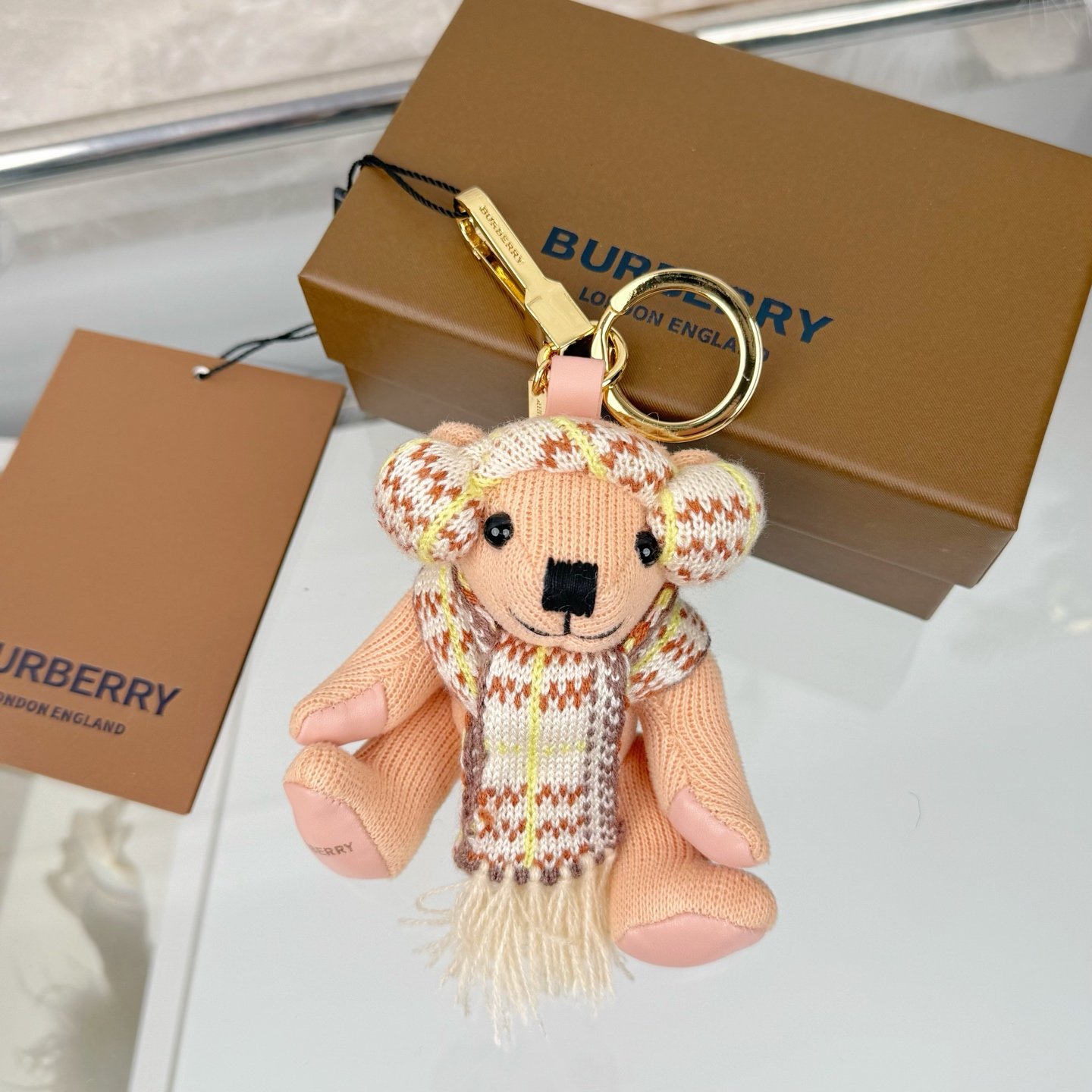 Burberry bear keychain bag hanger B6022803 - Image 2