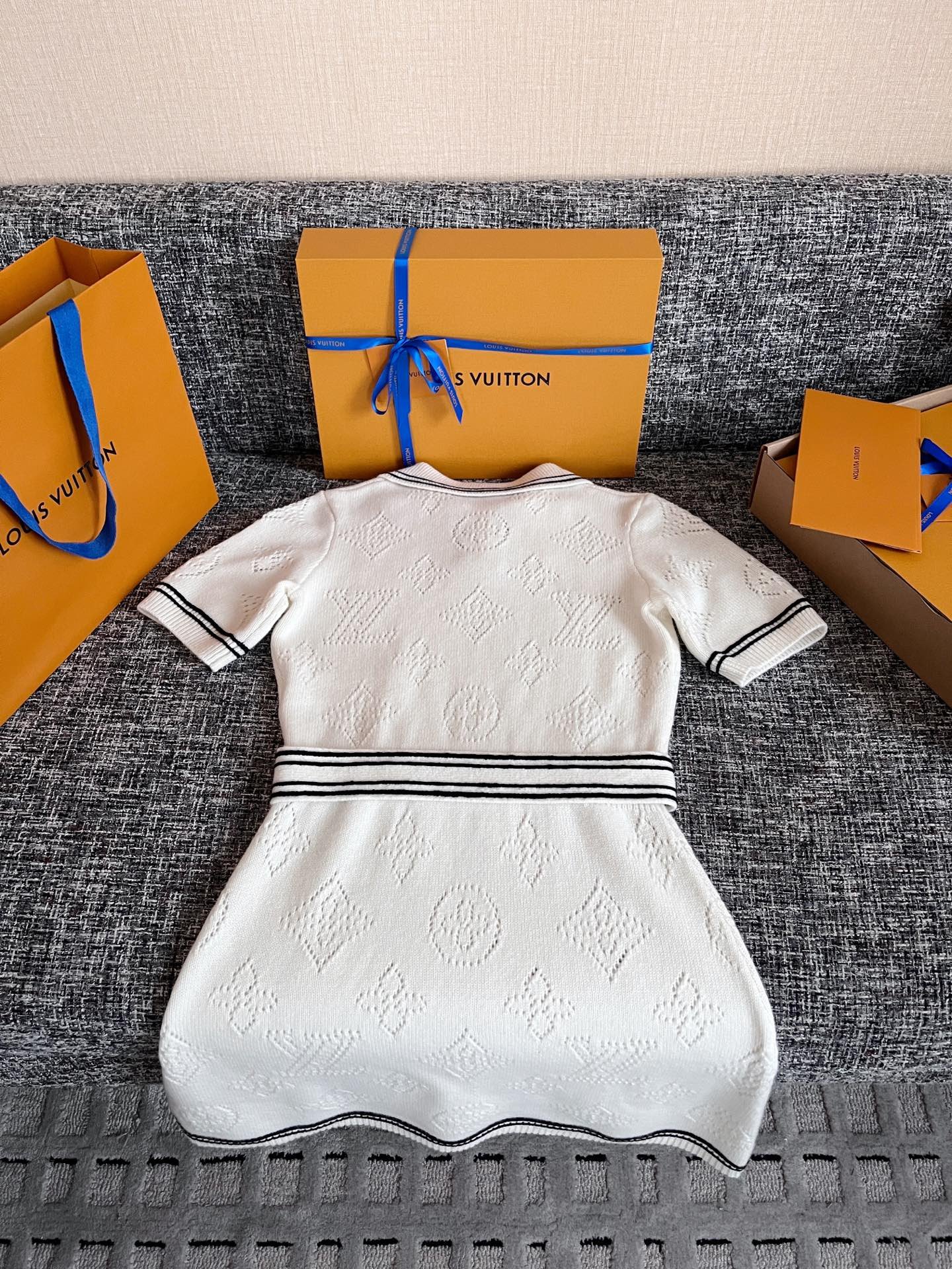 LV Polo style dress with collar W6022802 - Image 3