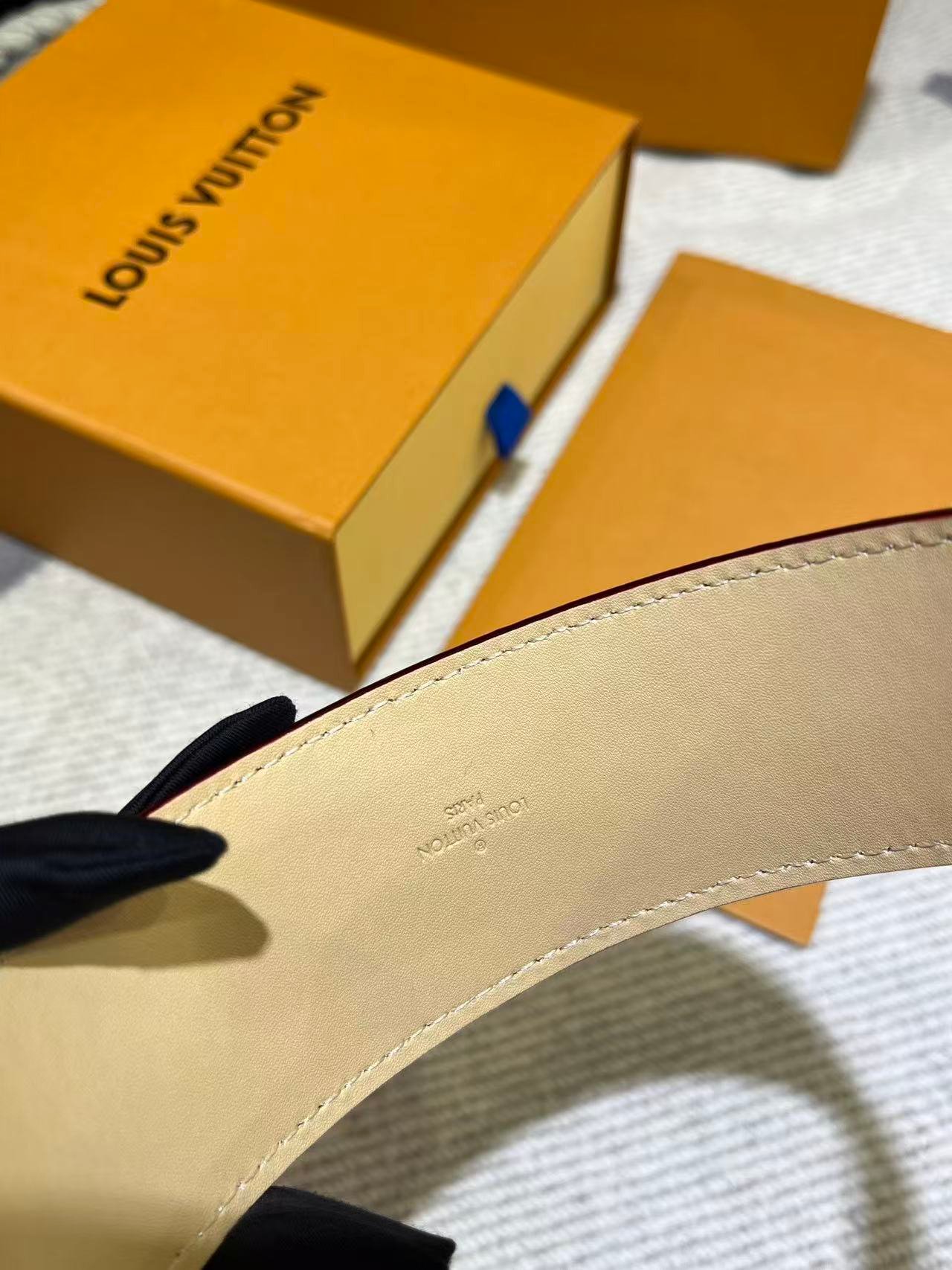 Louis Vuitton LV Outline Headband B6030403 - Image 7