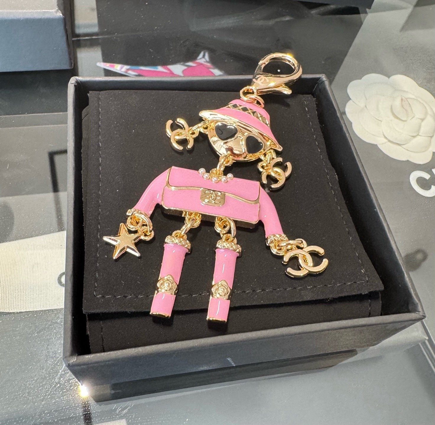 Chanel Bag charm B6030303 - Image 4