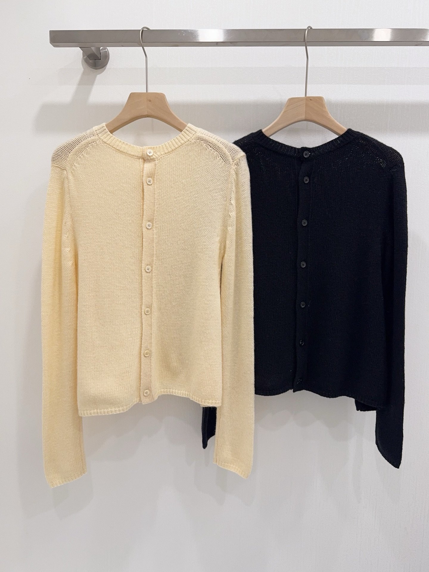 Loewe Sweater in cashmere Beige W6030401 - Image 5