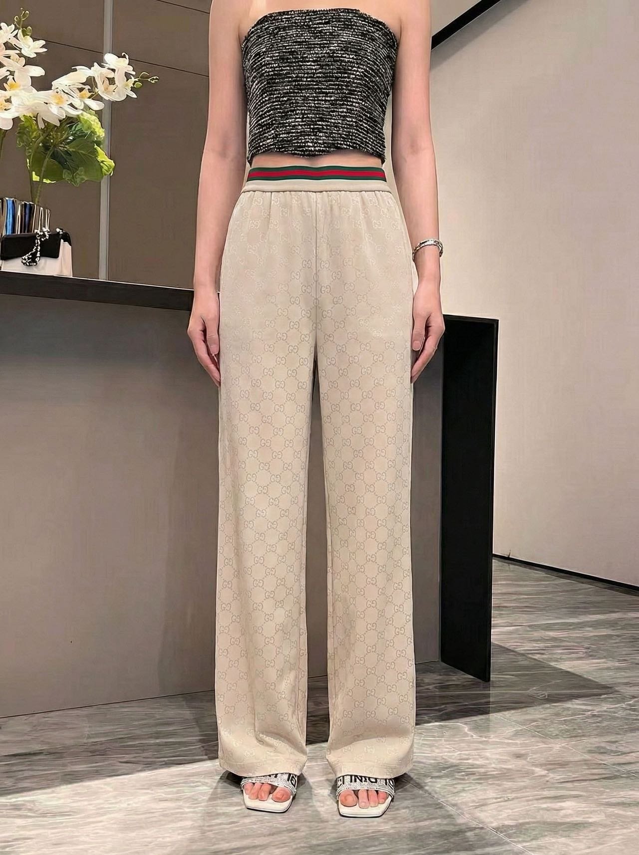 Gucci Crepe Web Strip Detail Culottes W6030404 - Image 7