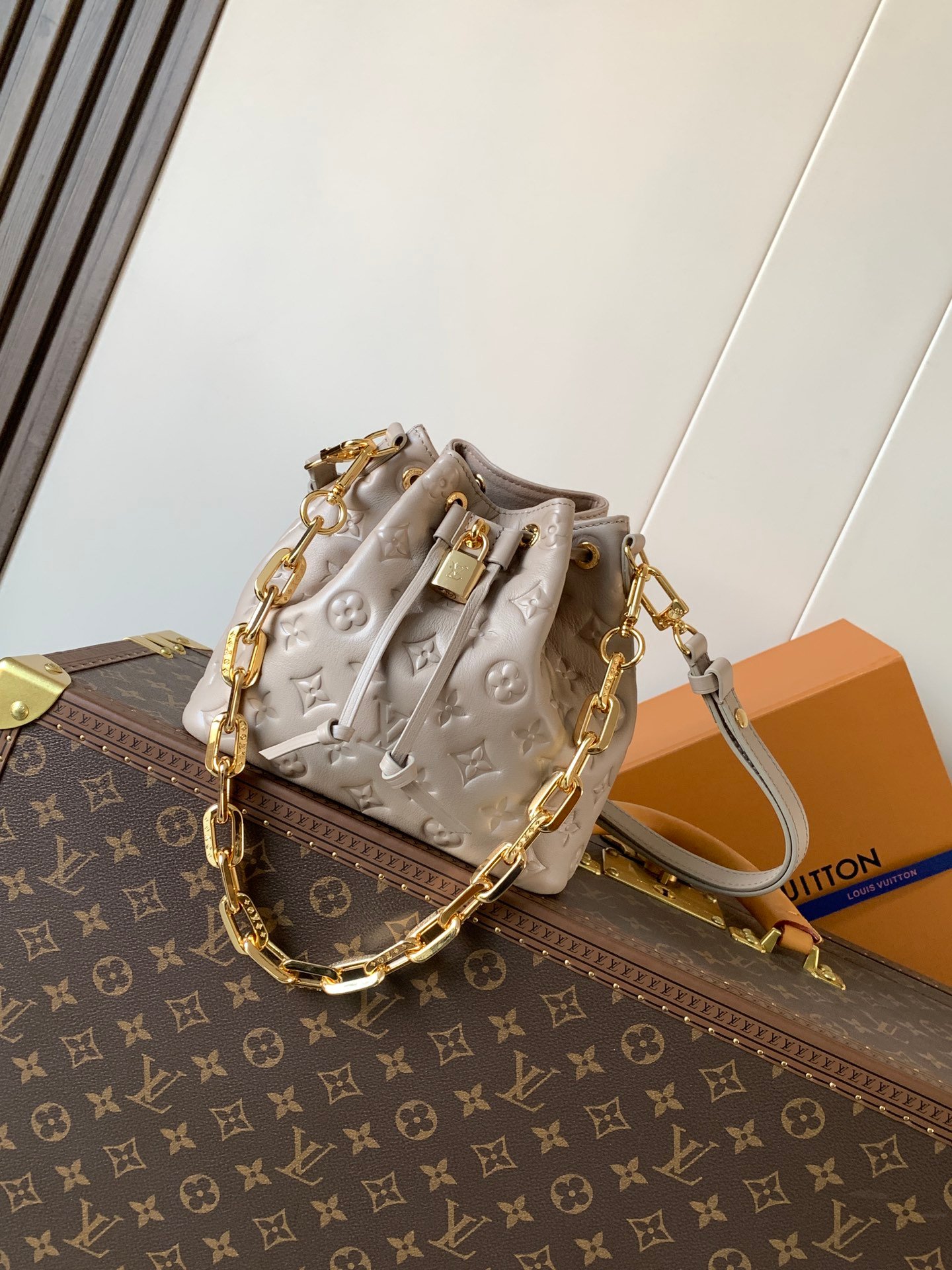 Louis Vuitton Coussin Bucket Coussin - Bags B6030404 - Image 5