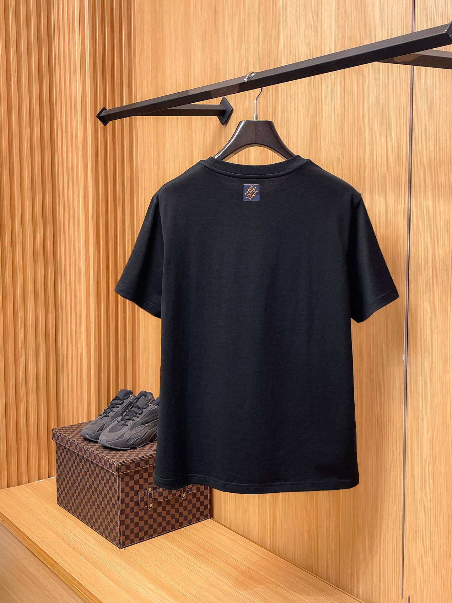 Louis Vuitton embroidered cotton T-shirt M6030404 - Image 6