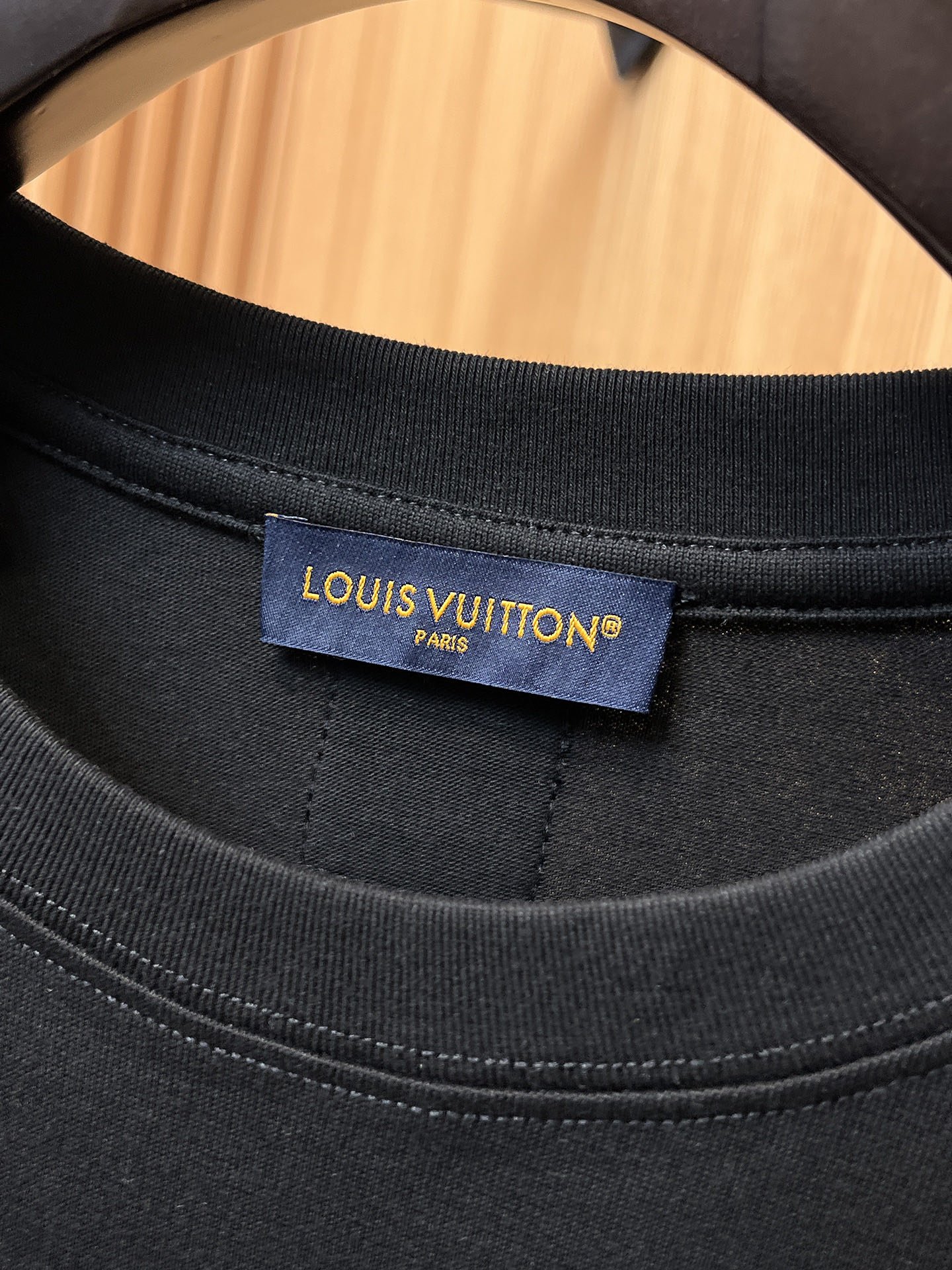 Louis Vuitton embroidered cotton T-shirt M6030404 - Image 7