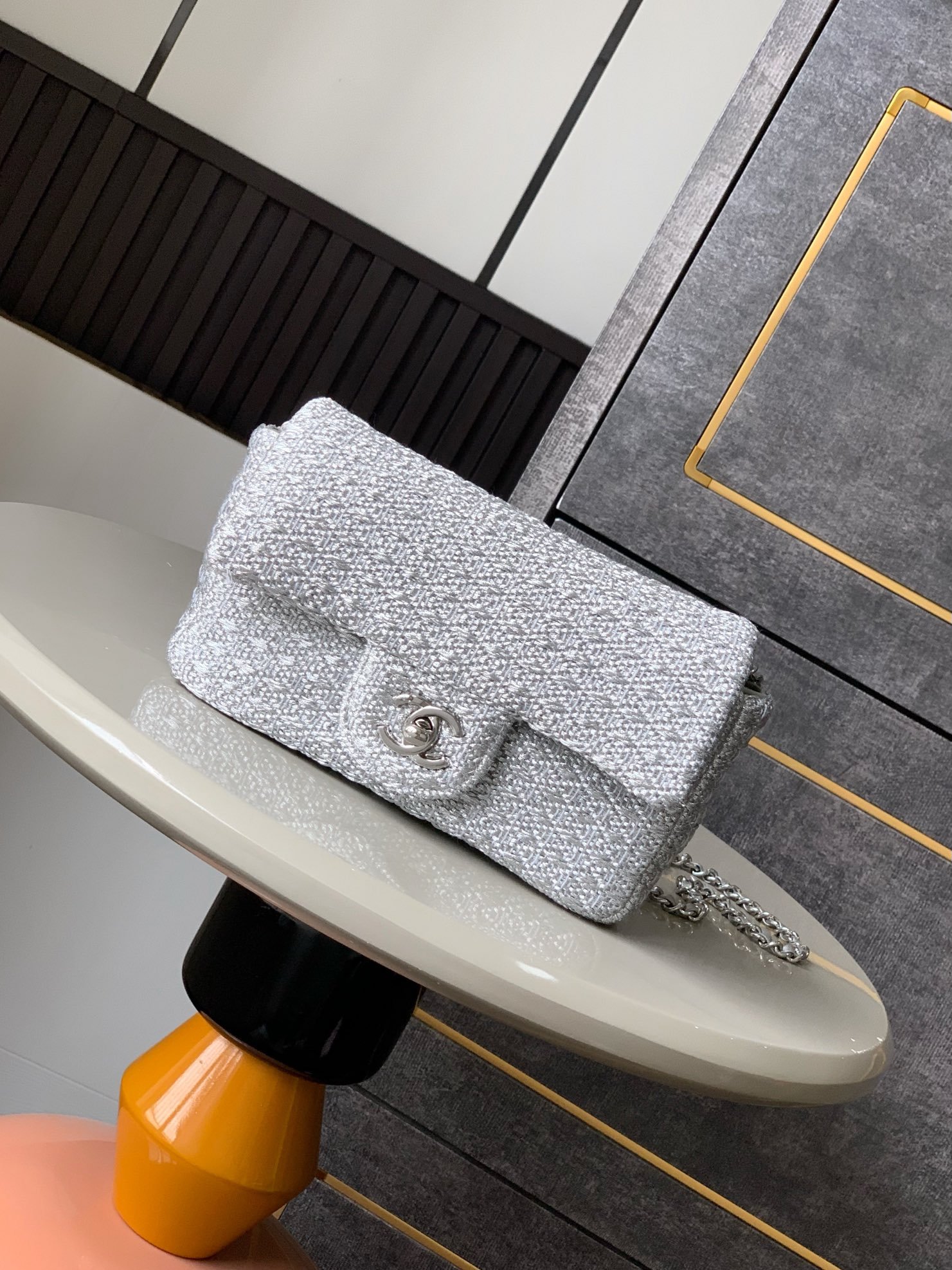 Chanel Mini classic handbag B6030902 - Image 5