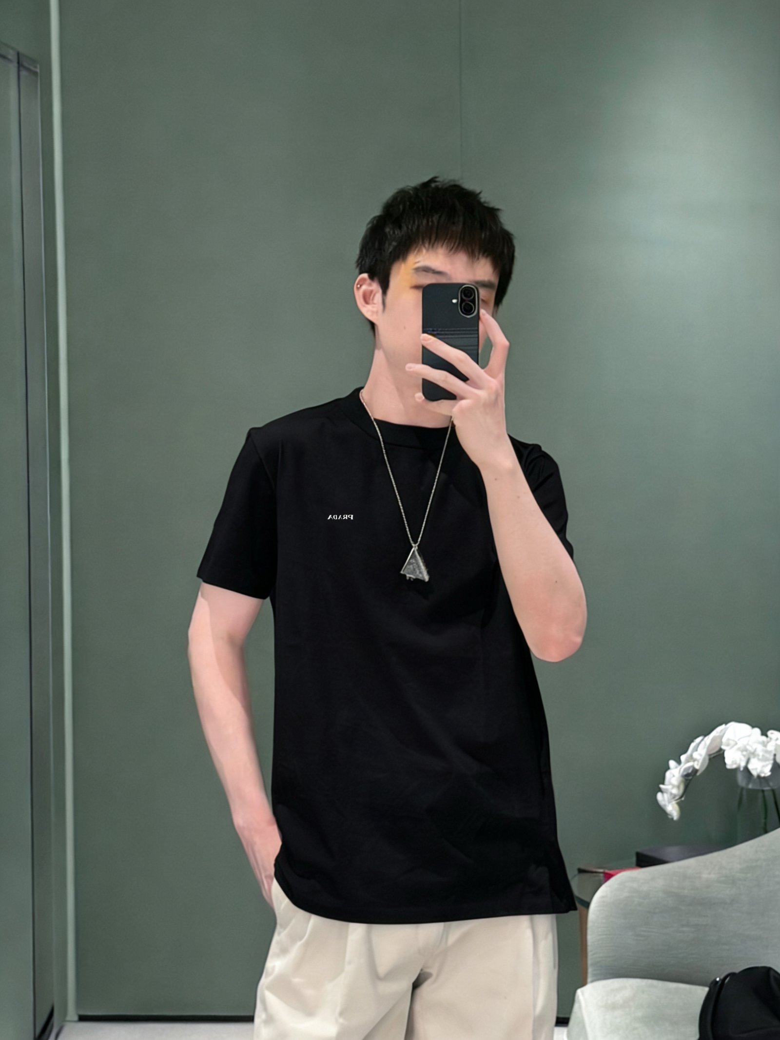 Prada Crew-neck T-shirt M6030901 - Image 5