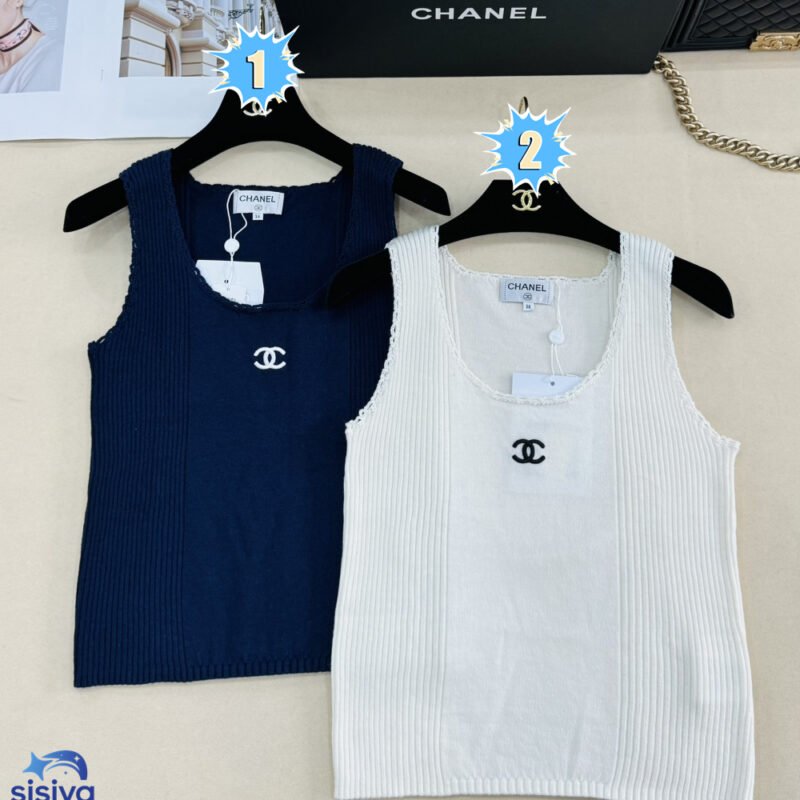 Chanel Knitted Cardigan W6031604