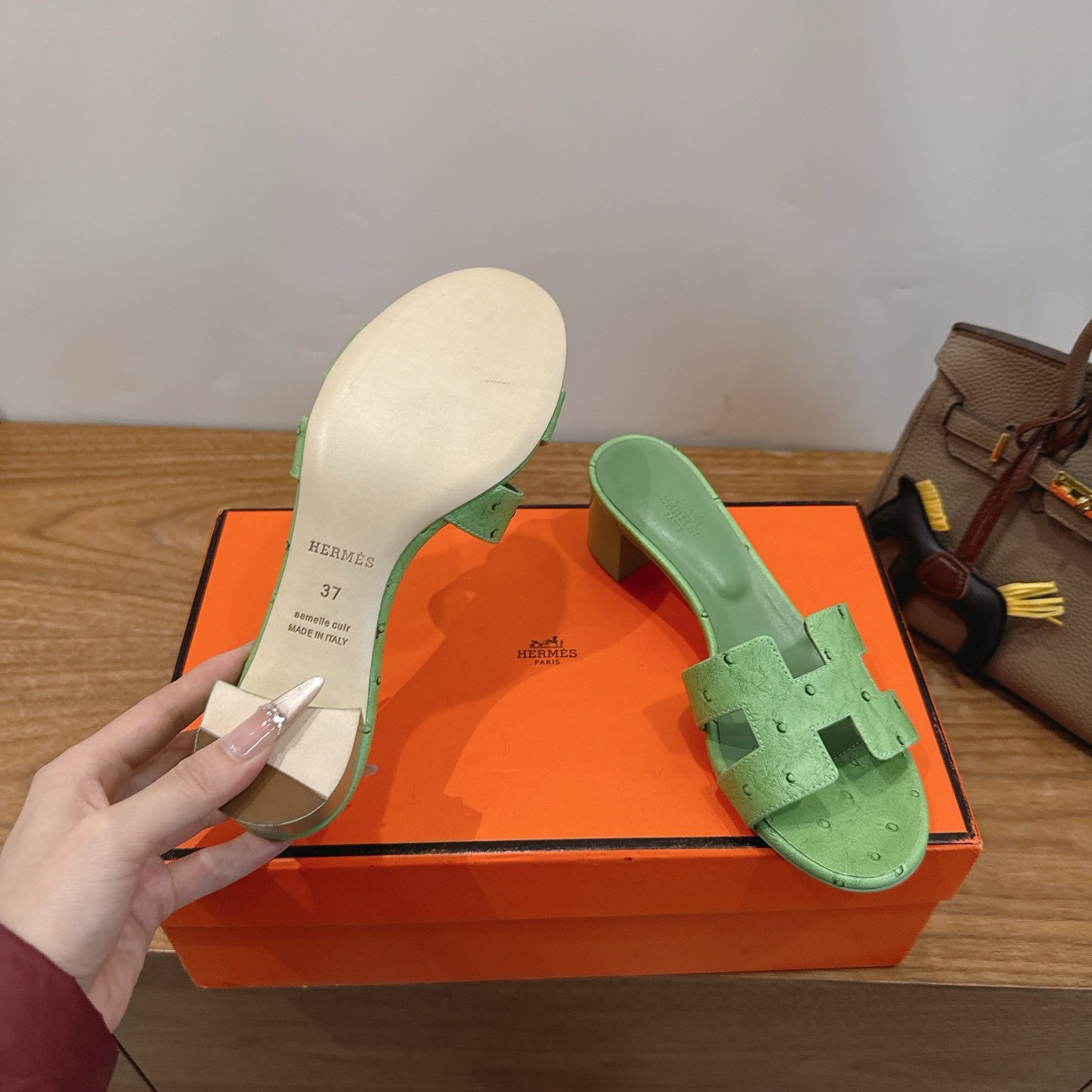 Hermès Oasis sandal B6031601 - Image 7