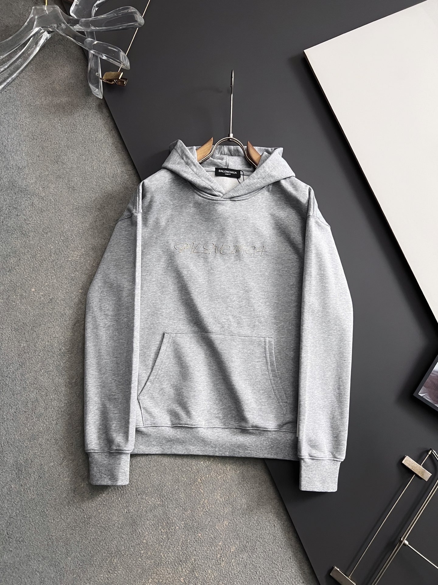 Exclusive hoodie - Customized to the highest standard, looks absolutely stunning when worn!SizeM6031705 - Image 5