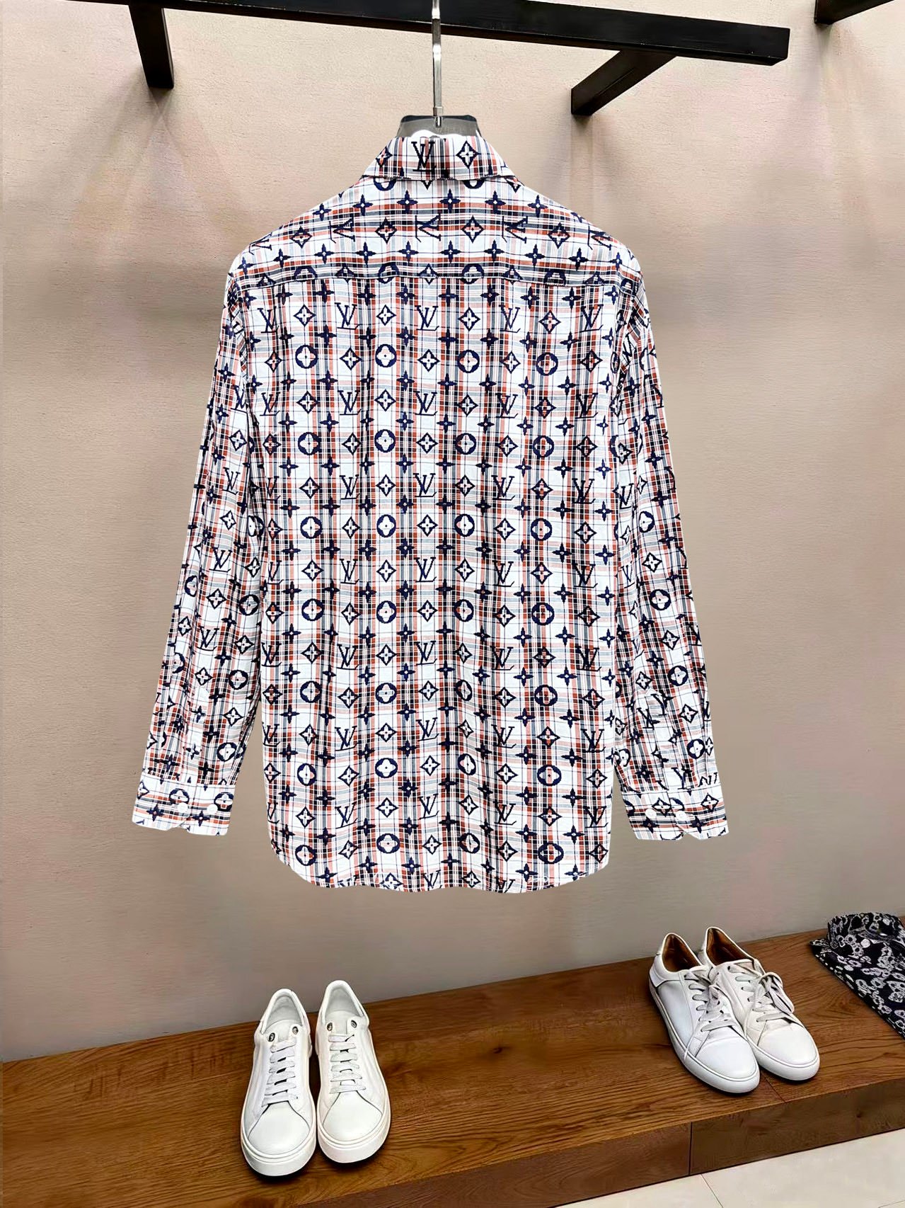 LV2026ss New Men's Long-Sleeved ShirtM6032204 - Image 6