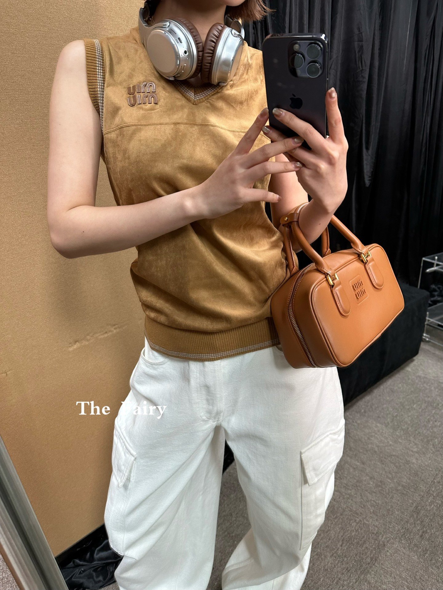 Miu Miu brown suede style V-neck pullover shirt W6032401 - Image 6